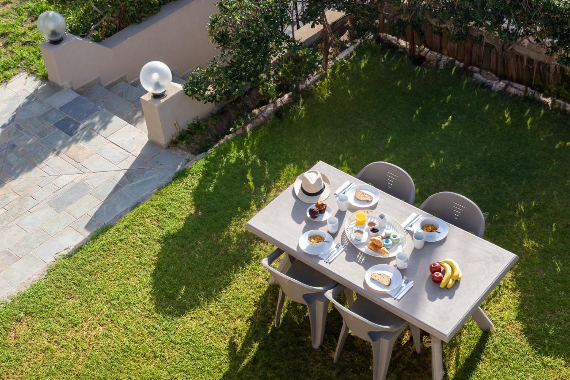 Elio A 1Bdr Apt With Garden 1 Min From The Beach By Hospi Heraklion Exterior foto